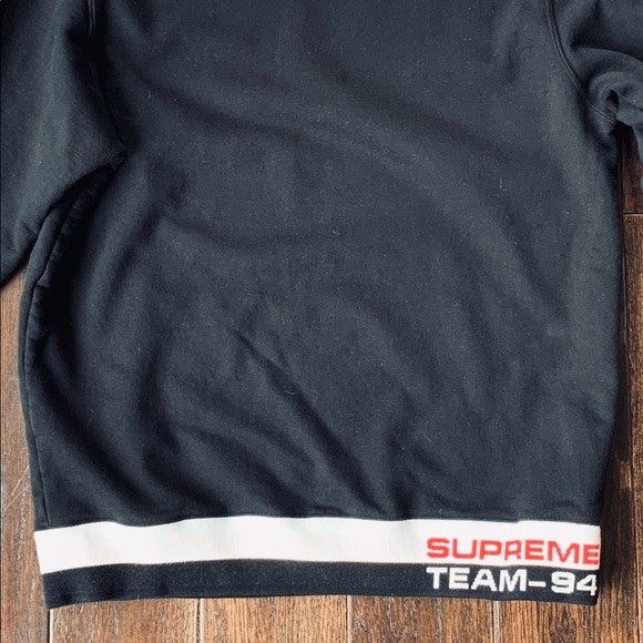 SUPREME Crewneck Sweatshirt 🔥